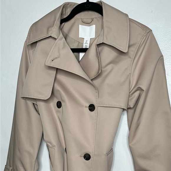 H&M Double-breasted Twill Trench Coat. - Picture 7 of 9